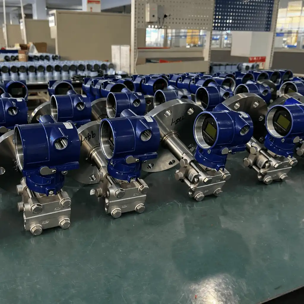 Manufacturing flange-mounted level transmitters according to your requirements - OEM pressure transmitter
