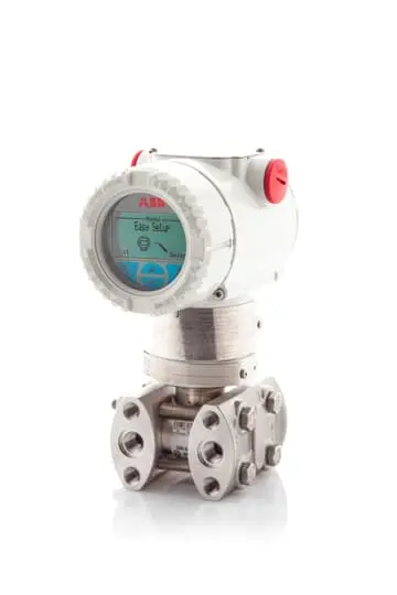 Differential pressure transmitter with multisensor technology 266MST